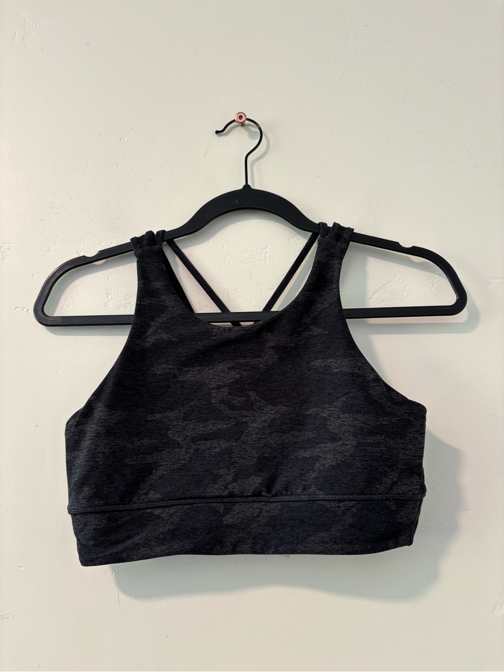 VUORI Sports Bra Women’s Small Camo Elevation Unpadded Strappy Yoga Run